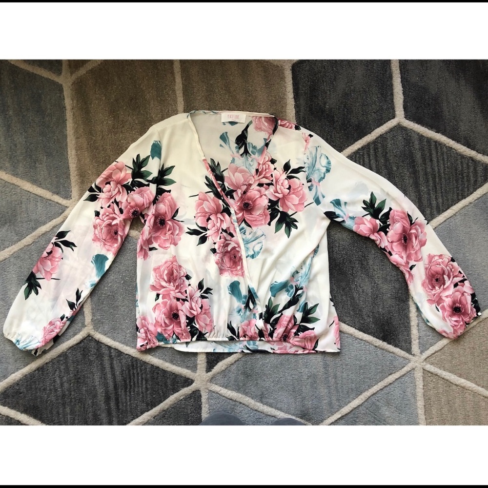 Floral top